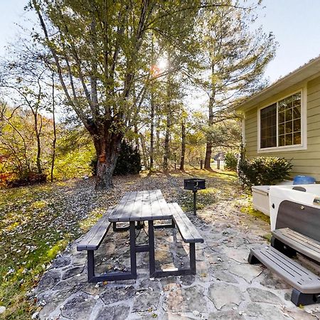 3 Bed 2 Bath Vacation Home In Whittier エクステリア 写真