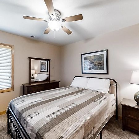 3 Bed 2 Bath Vacation Home In Whittier エクステリア 写真